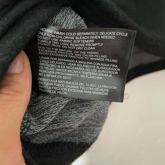 Gerry medium lightweight performance hoodie. Black. EUC. - Picture 4 of 5